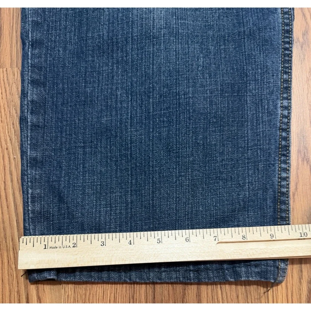 Levi's 550 Jeans Mens 42x30 Relaxed Fit Straight Leg Medium Wash